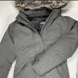 The North Face Women’s Arctic Parka M